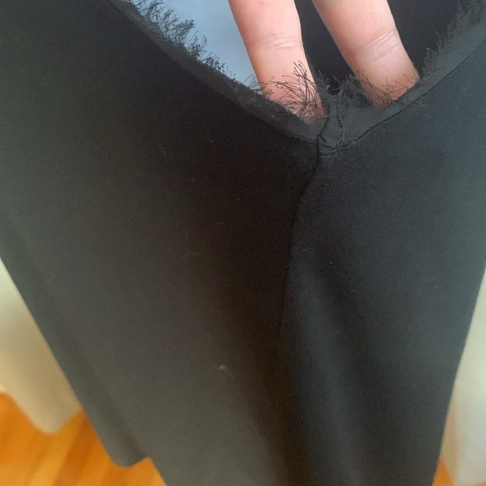 Vince Camuto Black Lace/Fringe Tank Top Size 1X - Picture 8 of 15